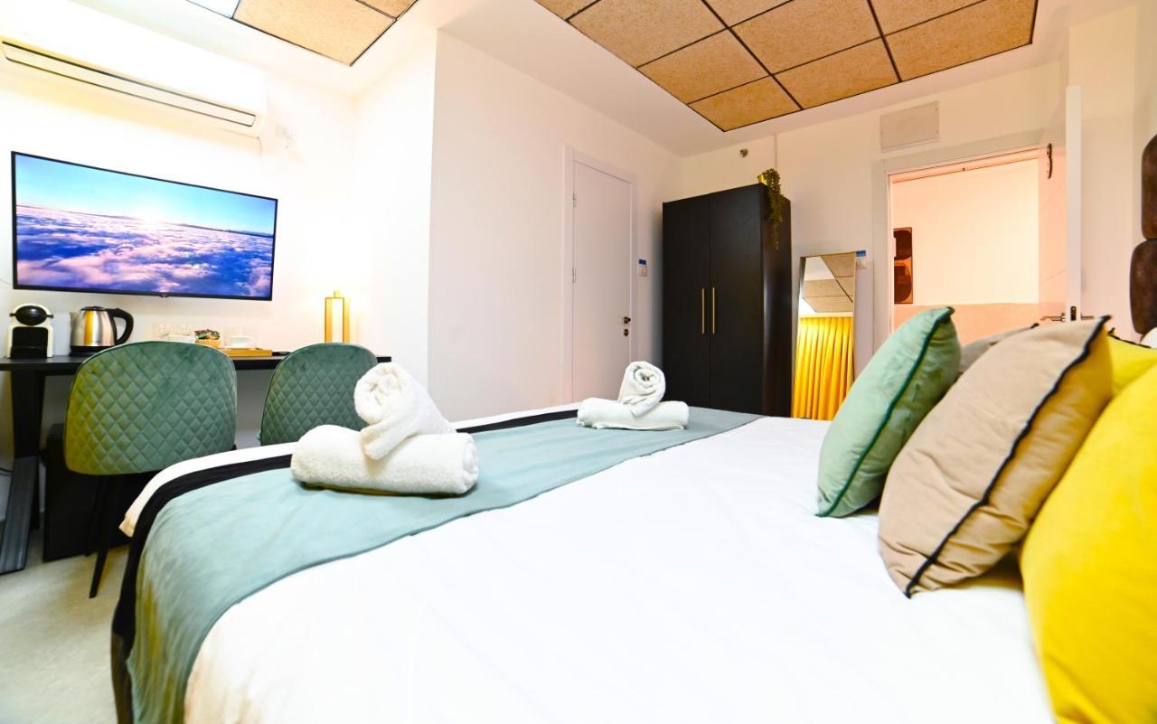 Yalarent Malina Motel In Тиверіада Екстер'єр фото